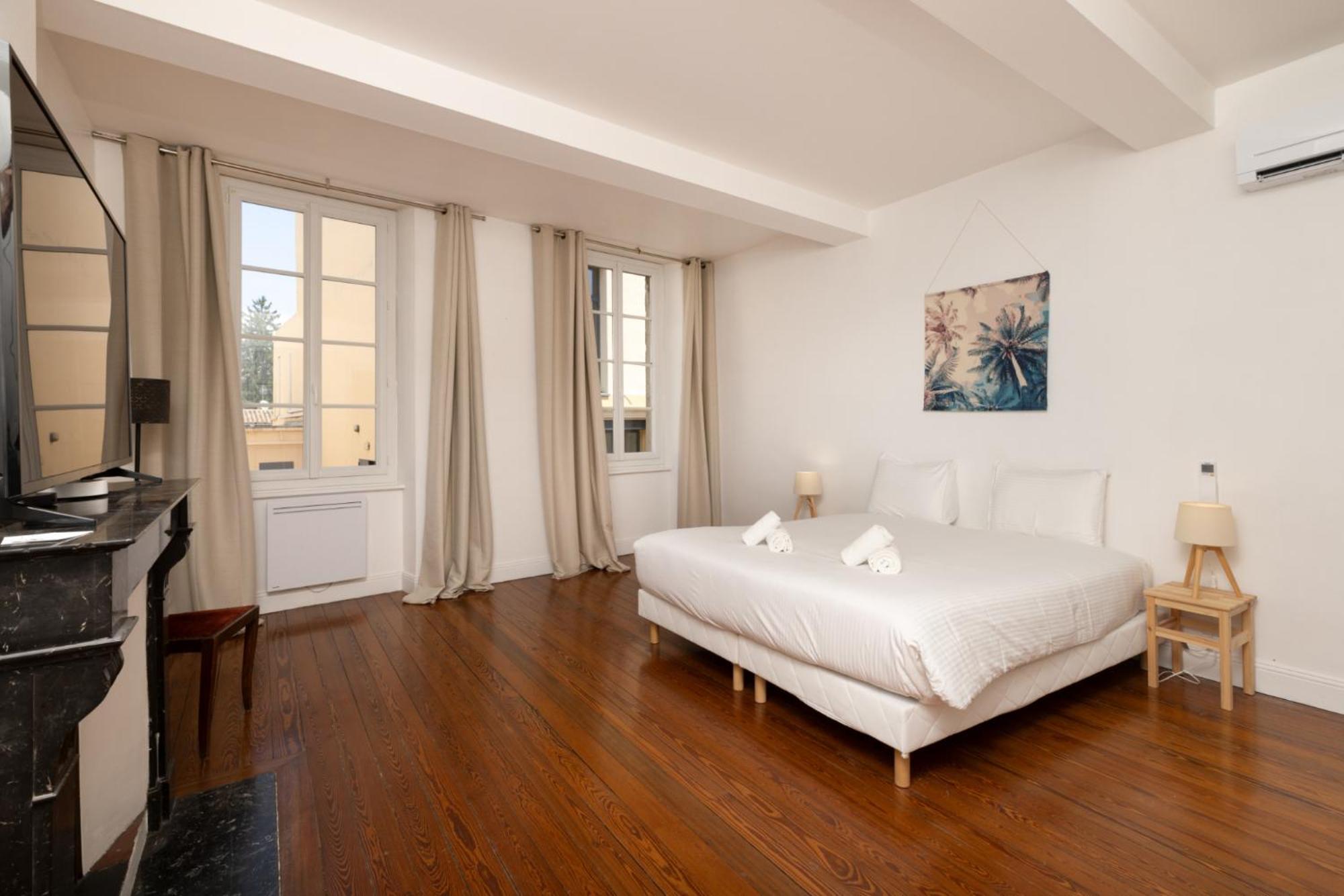 Appartamento Le Grand Authentique Carcassonne Esterno foto
